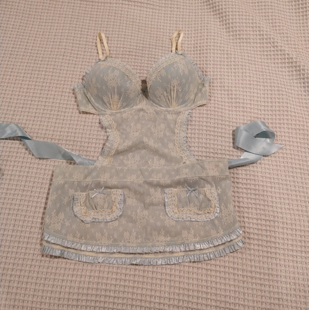 VS Sexy Little Things Vintage French Maid Apron Lingerie Baby Blue/Cream